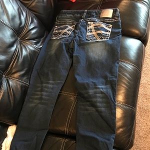 Maurices jeans